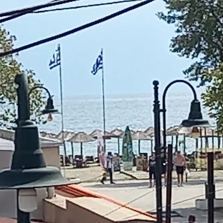 Μαρου Rooms Olympiaki Akti Exterior photo