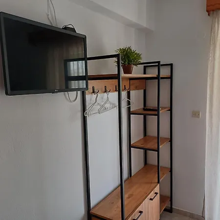 Μαρου Rooms Olympiaki Akti Exterior photo