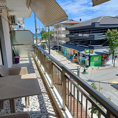 Μαρου Rooms Olympiaki Akti Exterior photo